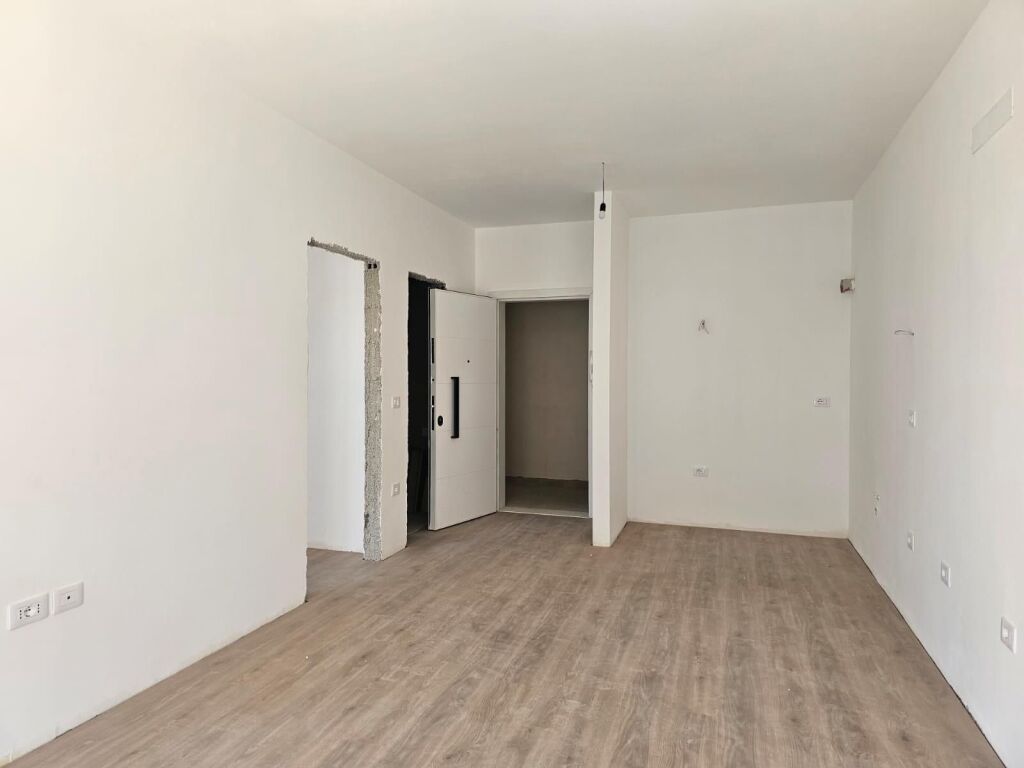 Apartament 1+1 ne Shitje Te "Tirana Entry 2"  ish Dogana Tirane.
