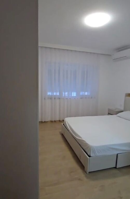 Luxurious 2+1 apartment for rent at Pazari i Ri .