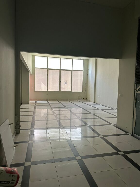 BUSINESS UNIT FOR SALE IN SELITE