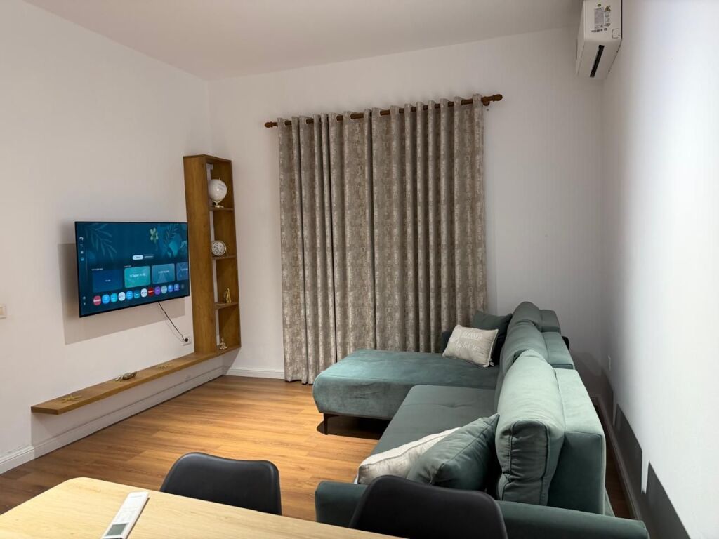 Shtëpi Private 1+1 me Oborr të Madh me Qira – Plazh ,Durrës