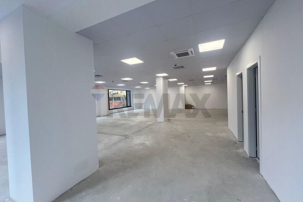 Office for Rent at the Delijorgji Complex!