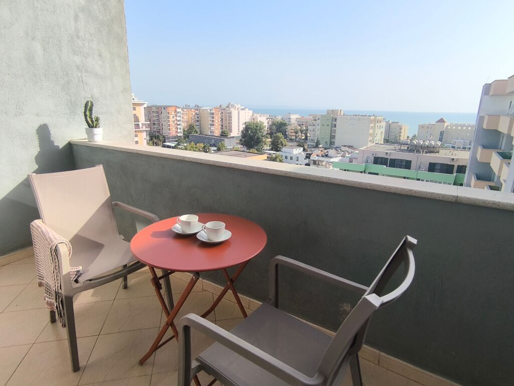 Appartamento luminoso di 73,1 m² vicino al mare a Durazzo — Parcheggio privato e ultimo piano
