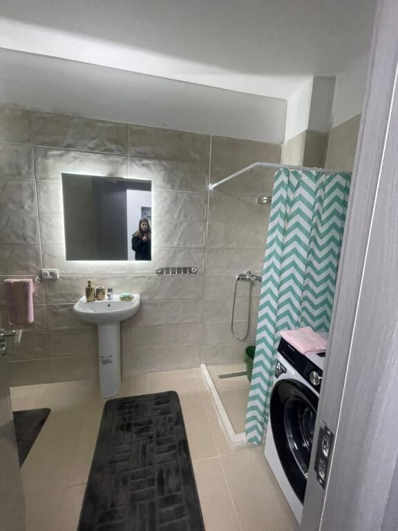 Qera | Apartament 3 + 1 | Rruga 5 Maji | 600 €/muaj