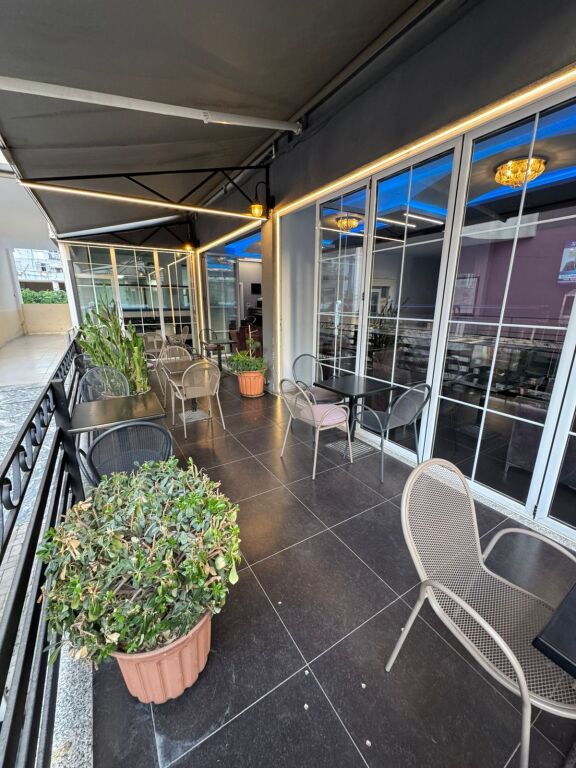 ✨ LOCALE COMMERCIALE IN AFFITTO – FRESK