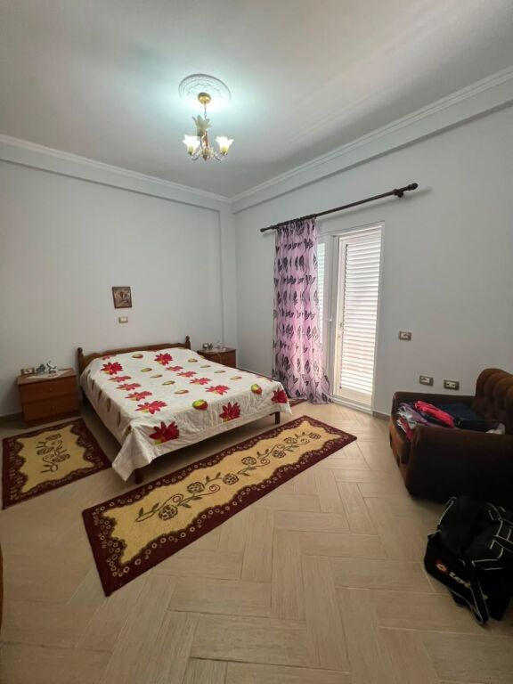 Jepet me qera apartament 2+1 ne Selite