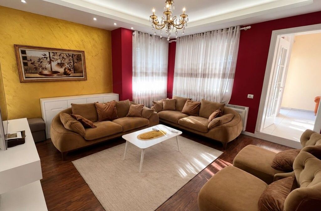 📌 APPARTAMENTO 1+1 CON VERANDA 70m² IN AFFITTO - VICINO AL TERMINAL