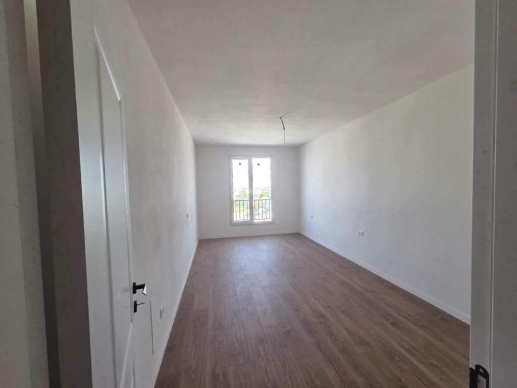 Apartament 2+1 per shitje Kamez !