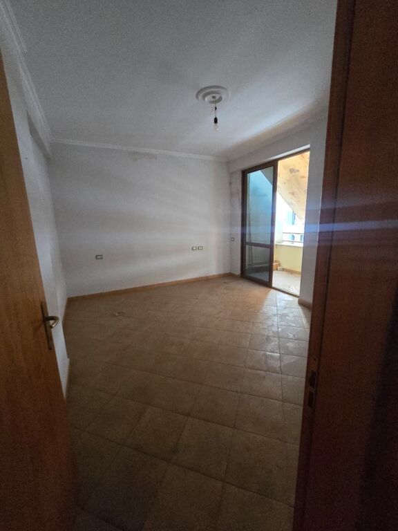 APARTAMENT 2+1 PËR SHITJE  PRANE SQUARE 21