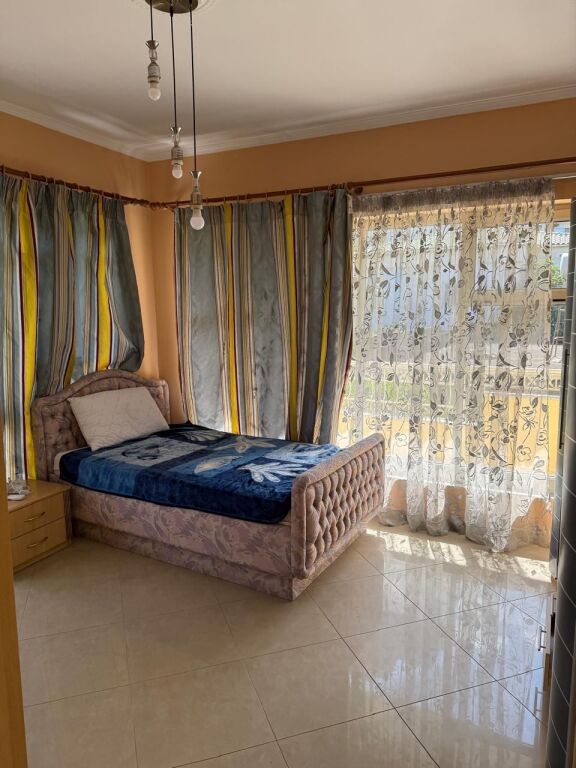 2nd floor villa for rent American Hospital Misto Mame
