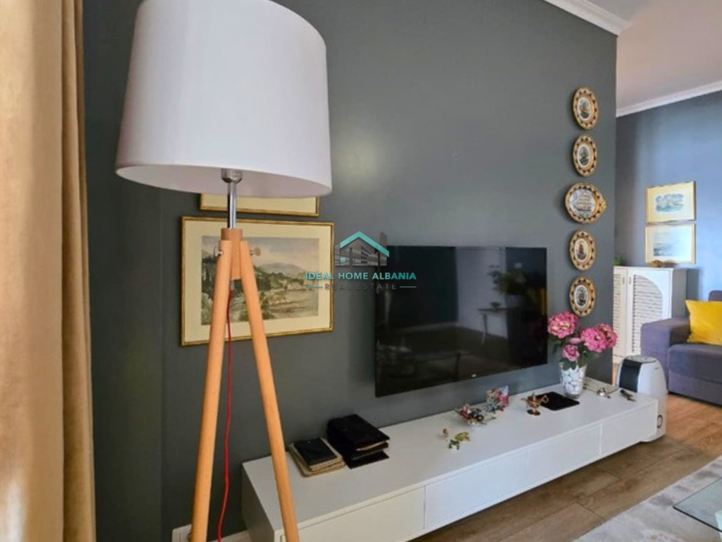 APARTMENT 1+1 FOR SALE – LUNGOMARE, VLORE