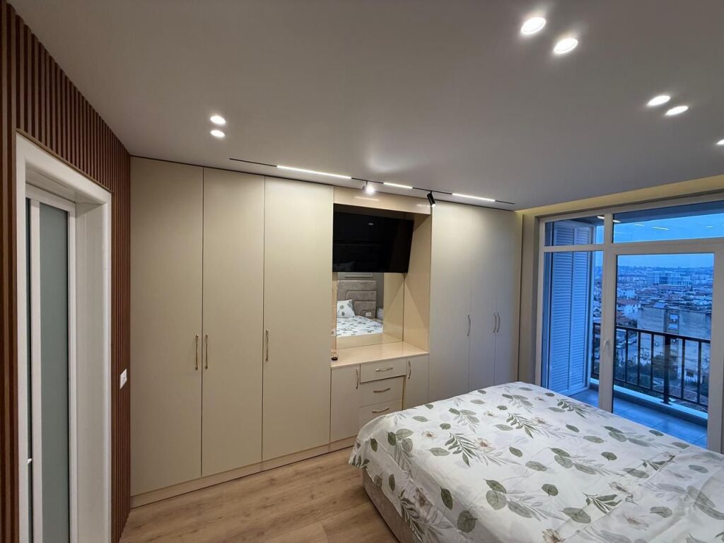 Apartament 2+1+2 për shitje
