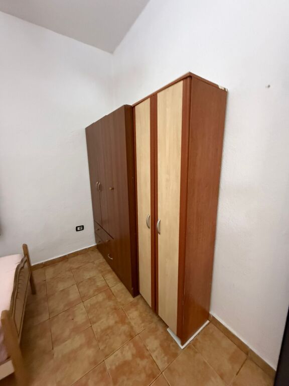 Qera | Shtëpi private 1 + 1 | Bulevardi i Ri | 400 €/muaj