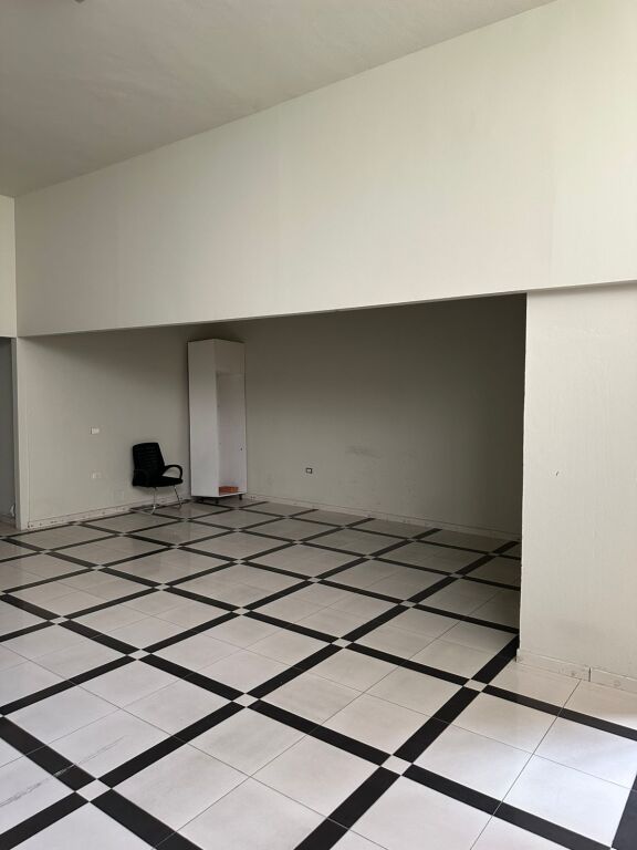 BUSINESS UNIT FOR SALE IN SELITE
