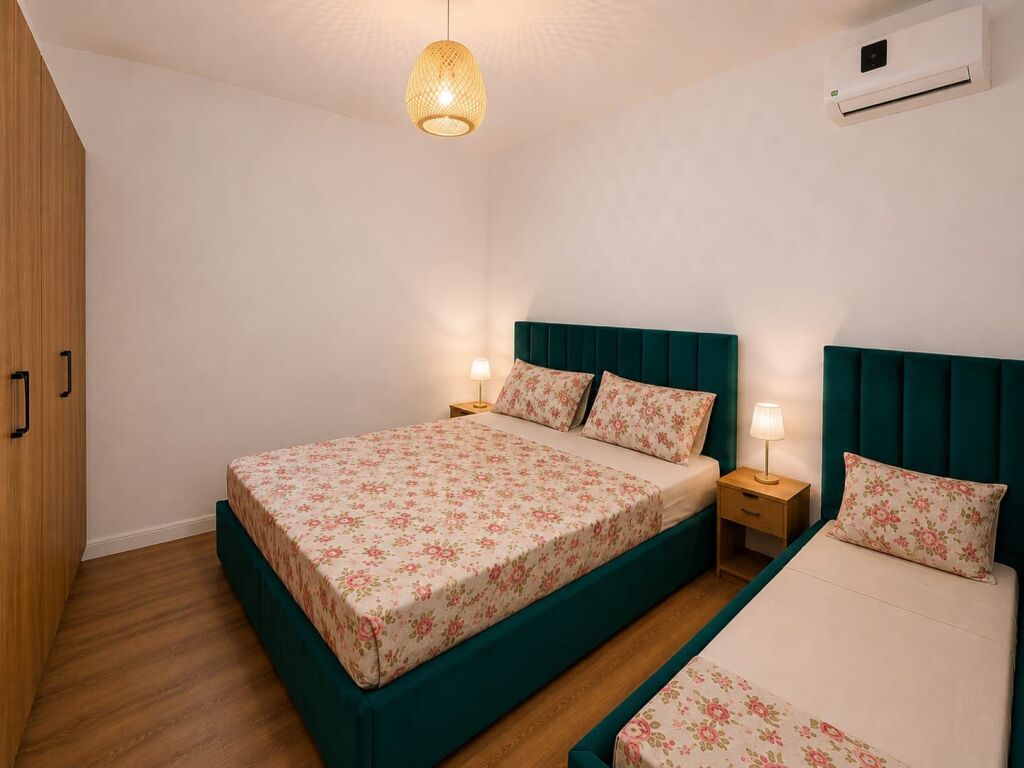 Shtëpi Private 1+1 me Oborr të Madh me Qira – Plazh ,Durrës