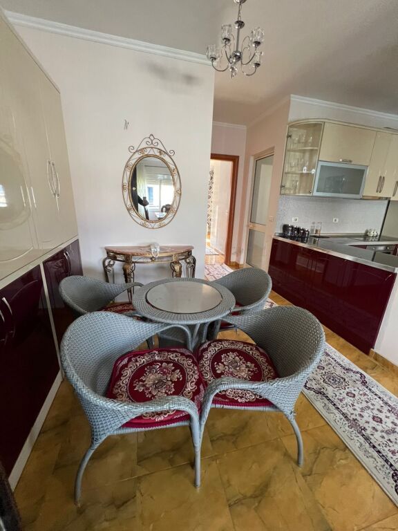 Apartament me Qira 2+1,prane kopshtit zoologjik