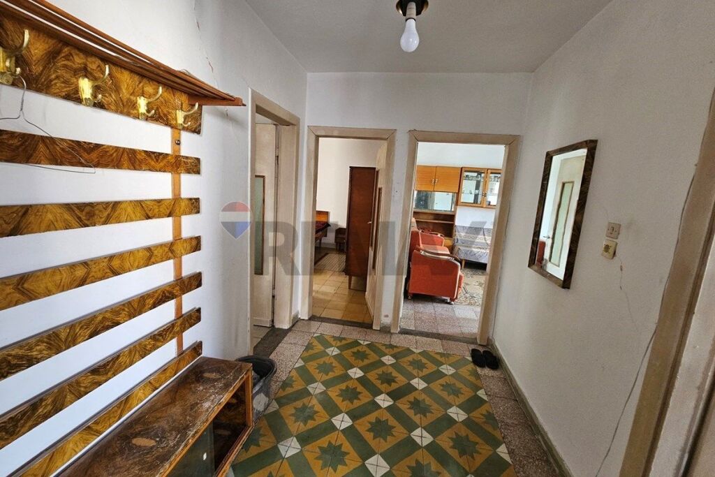 Apartament - Për Shitje - Shkolla e Baletit, Tiranë