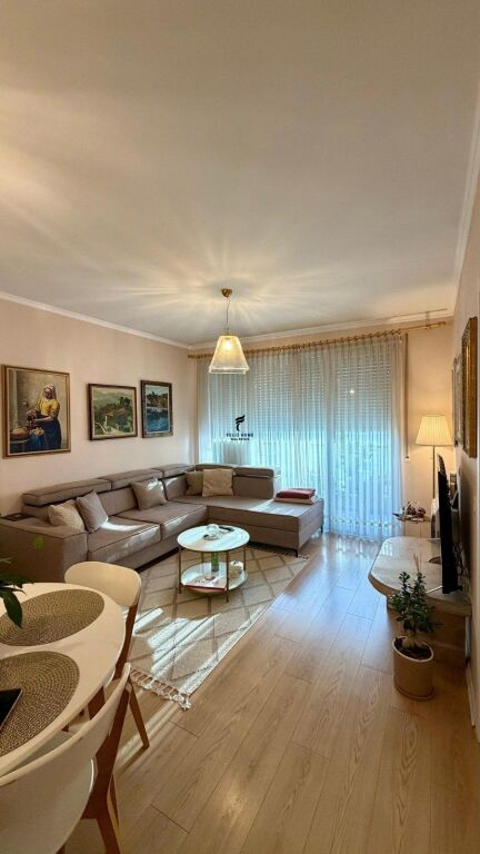 APARTAMENT ME QERA 1+1 DON BOSKO 70.000 LEKE FH-90814