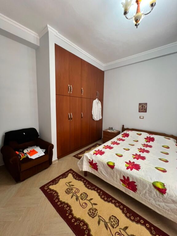 Jepet me qera apartament 2+1 ne Selite