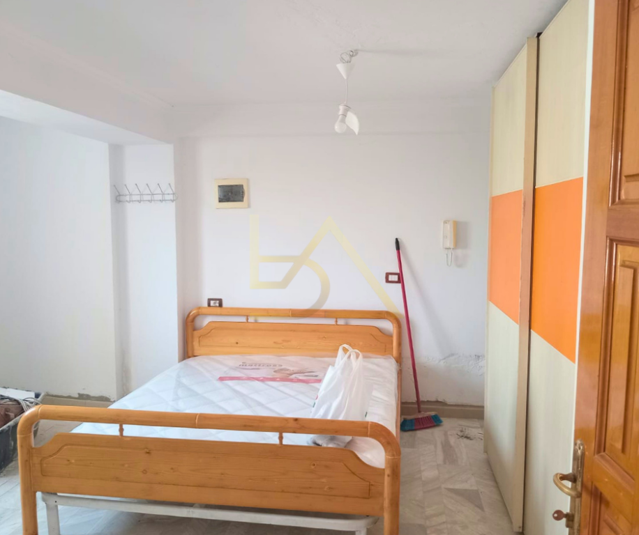 SHITET VILË E RE – RRUGA EJUP KASTRATI, TIRANË