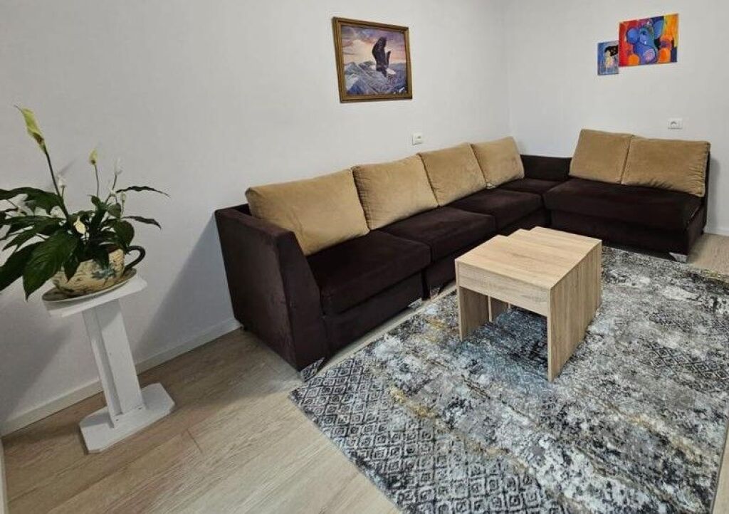 Jepet apartament 1+1 me qira tek Rruga e Kavajes , prane Sofra Turke , Rruga Myslym SHyri , 21 Dhjetori .