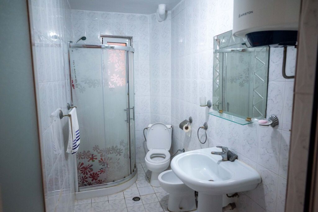 Apartament ne qira 2+1,Pazar i ri