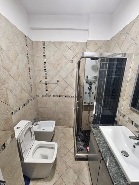 Shitet Apartament Luksoz 2+1+2 , 121 m² , Kodra e Diellit – Pranë Minibashkisë Nr. 13