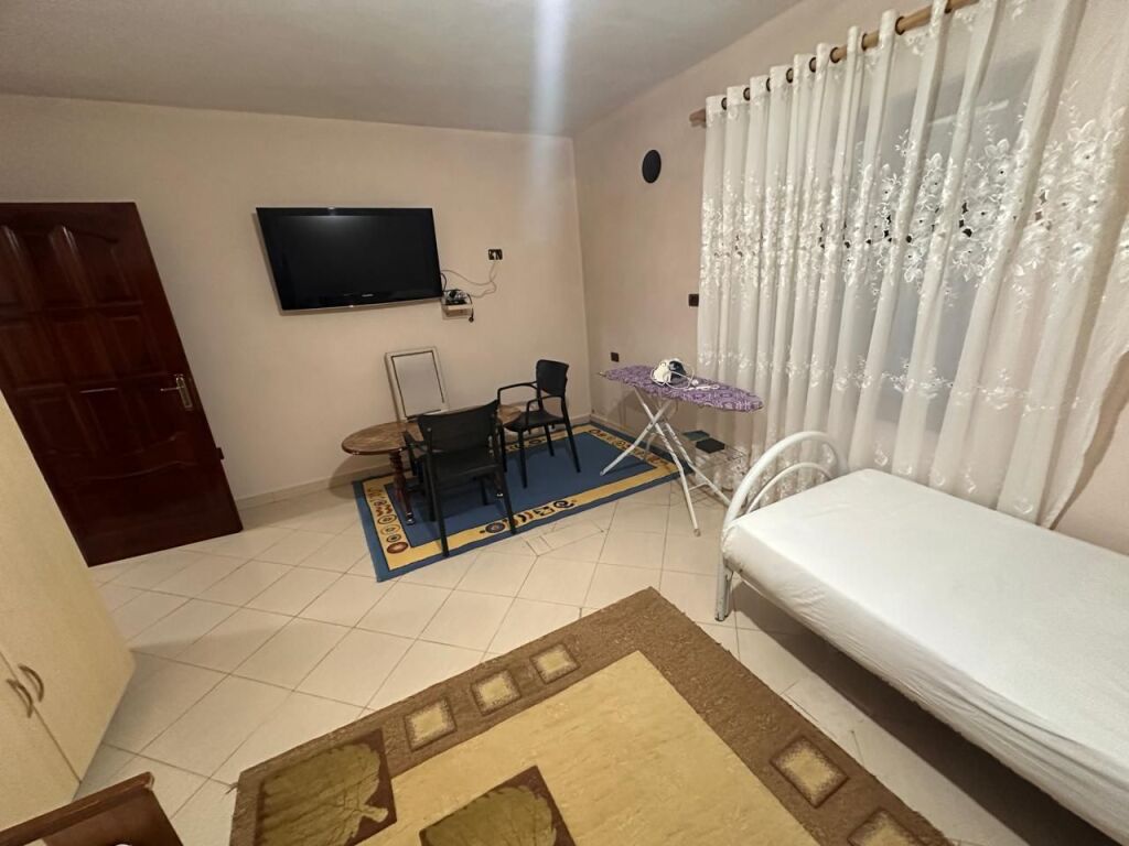 Qera | Garsoniere | Rruga Jordan Misja | 350 €/muaj