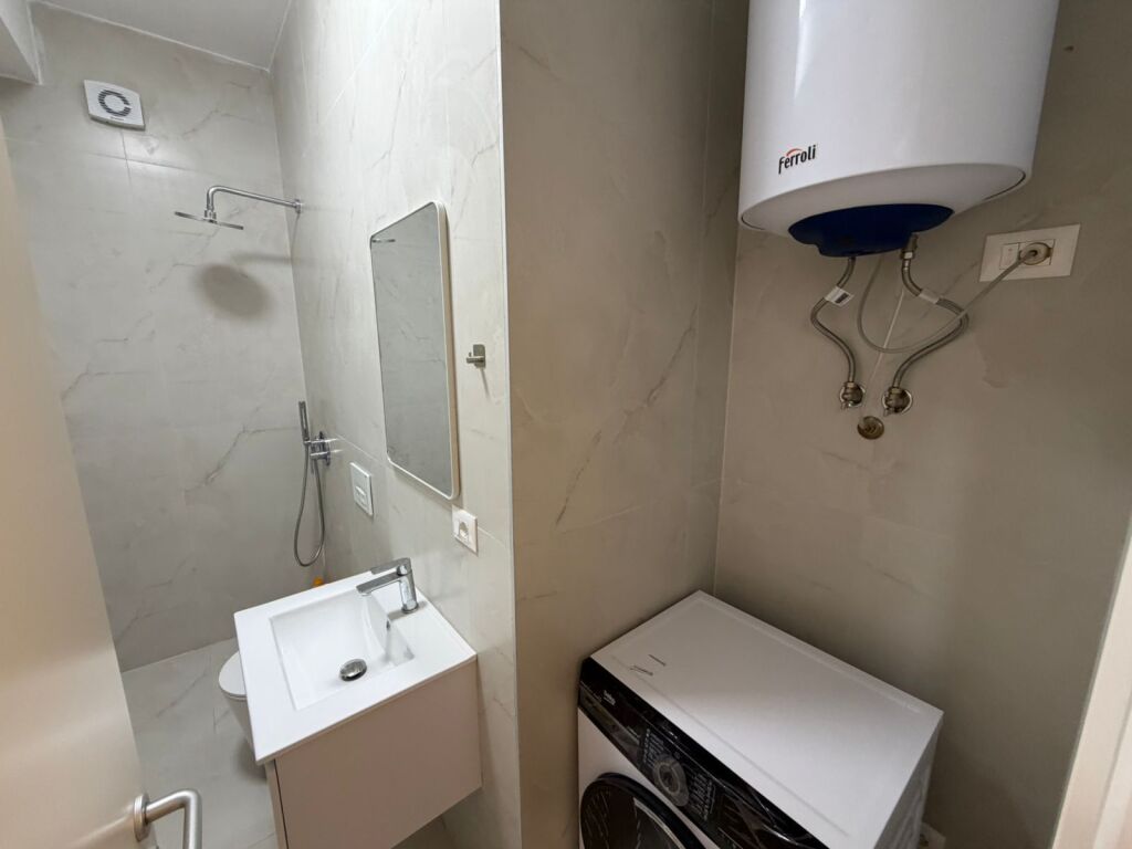 🏡 Apartment 1+1 for rent 📍 Kadiu Residence, Ali Demi💰 Price: 40,000 lek/month