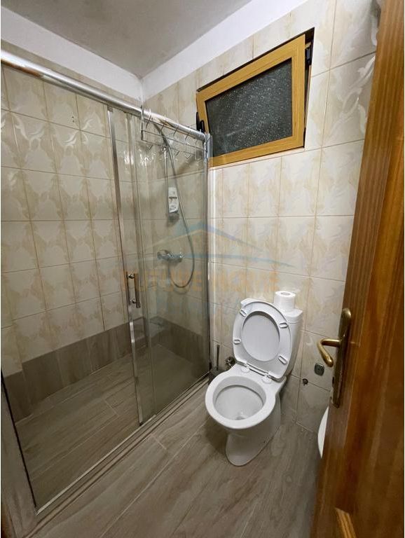 Affitto, Appartamento 2+1+Garage, Brryli, Tirana.