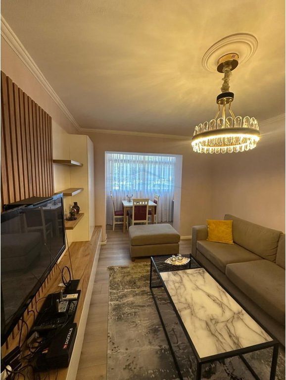 Rent Apartment 3+1, Electric Market, Tirana