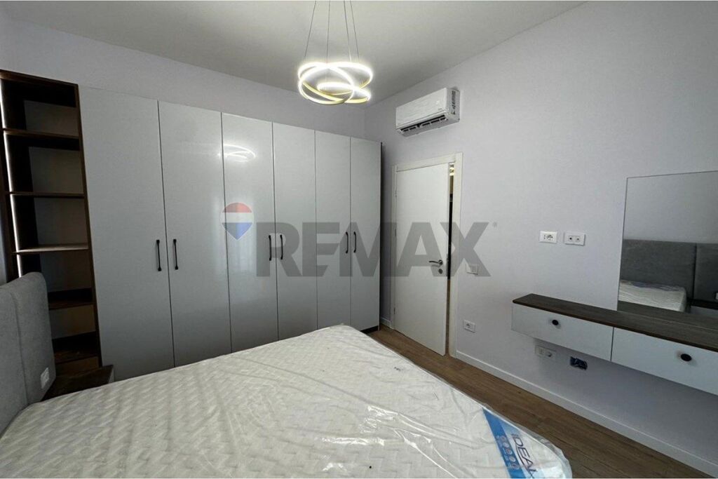 APARTAMENT 1+1 PER QIRA TE PORTA TIRANA E RE