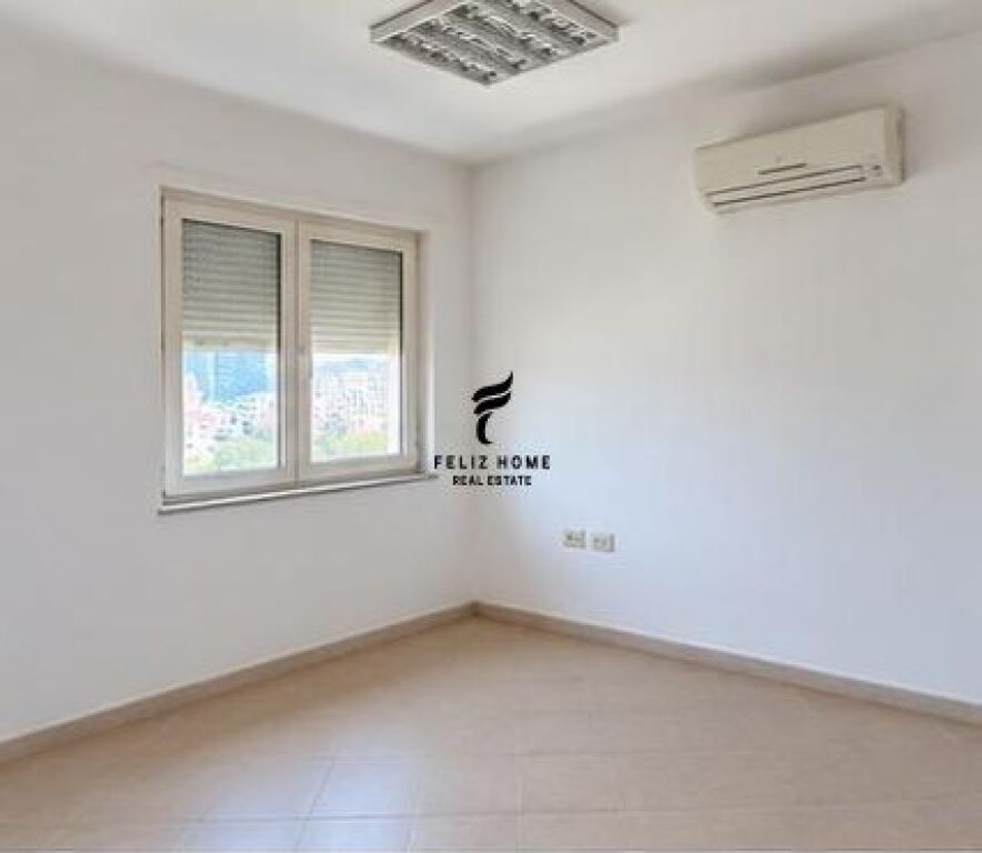 OFFICE FOR RENT 120M2 AIR ALBANIA 2,000 EURO FH-90766
