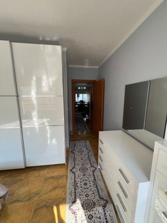 Apartament me Qira 2+1,prane kopshtit zoologjik