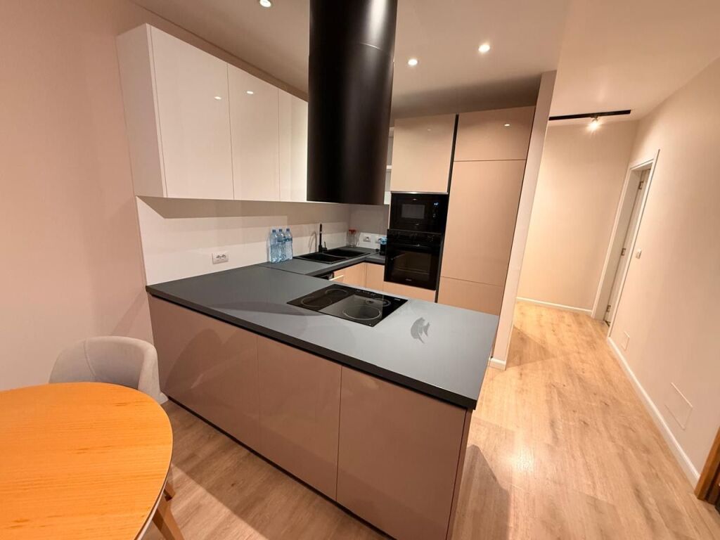 Apartament 1+1 tek Bryli