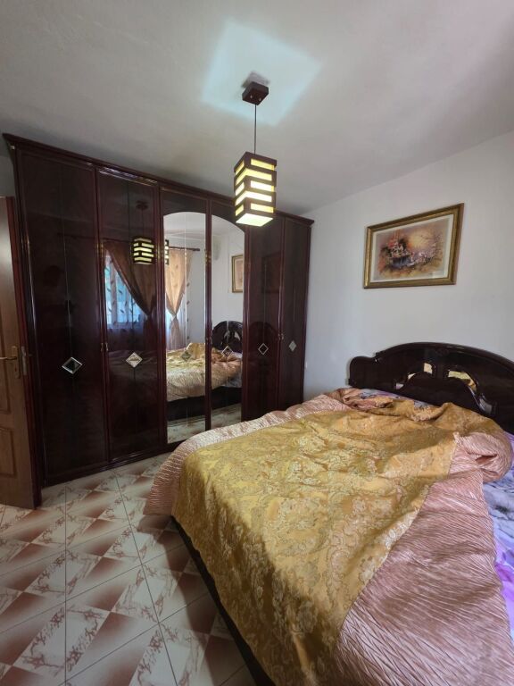 Apartament 1+1 per qera Shkolla e Baletit !