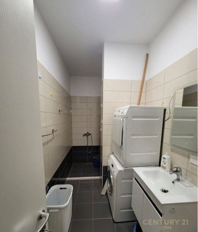 AFFITTIAMO APPARTAMENTO 2+1+2 VICINO A 5 MAJI!! 590 € /Mese