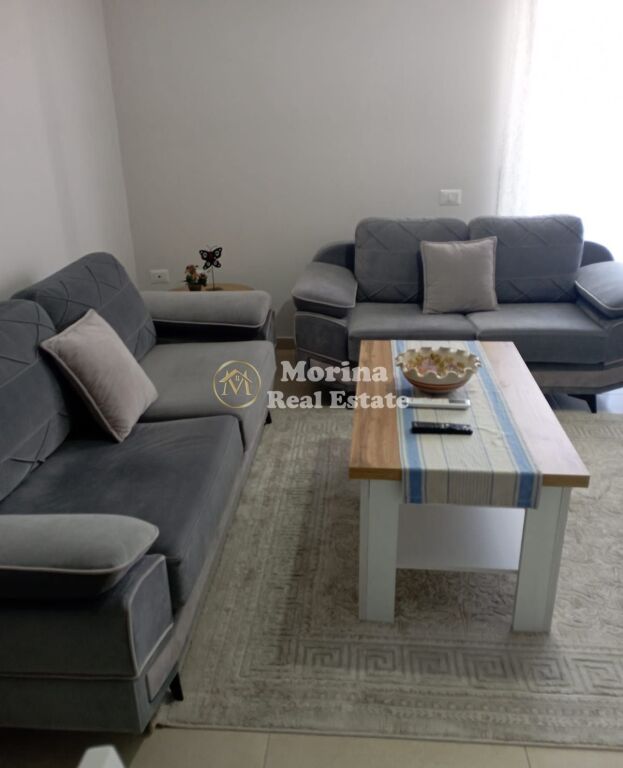 Qera | Shtëpi private 2 + 1 | QTU (Qendra Tregtare Univers) | 430 €/muaj