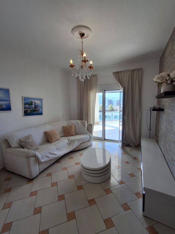Three bedrom apartment for long term rent Vlore