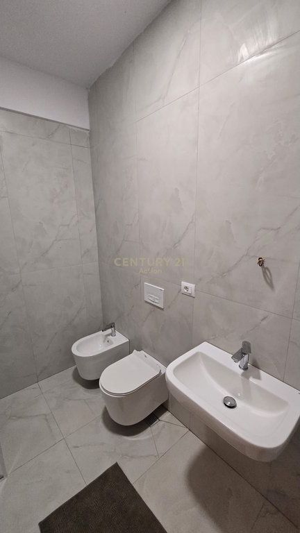 Apartament 1+1 Me Qira në Fresku, Shkozë, Tiranë - 400€ | 60 m² 400 € /Muaj 40,000 Lekë /Muaj