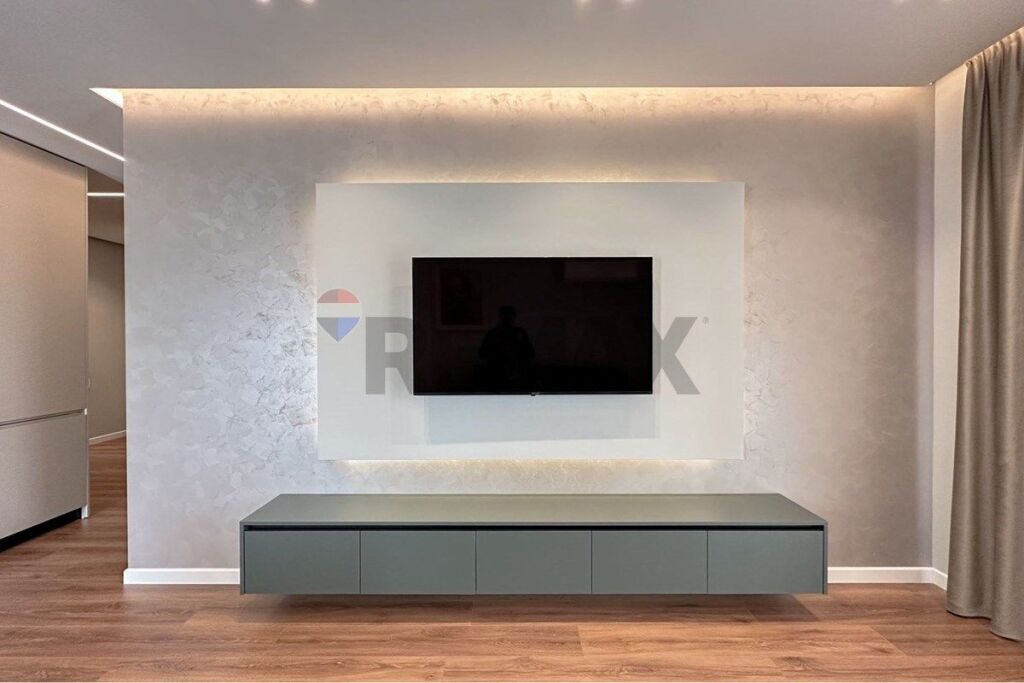 APARTAMENT 2+1+2 PER QIRA TE ZOGU ZI