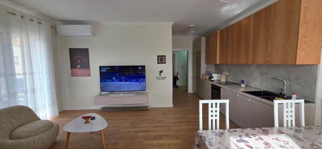 APPARTAMENTO IN AFFITTO 2+1 PAZARI I RI 90.000 LEKE FH-90959