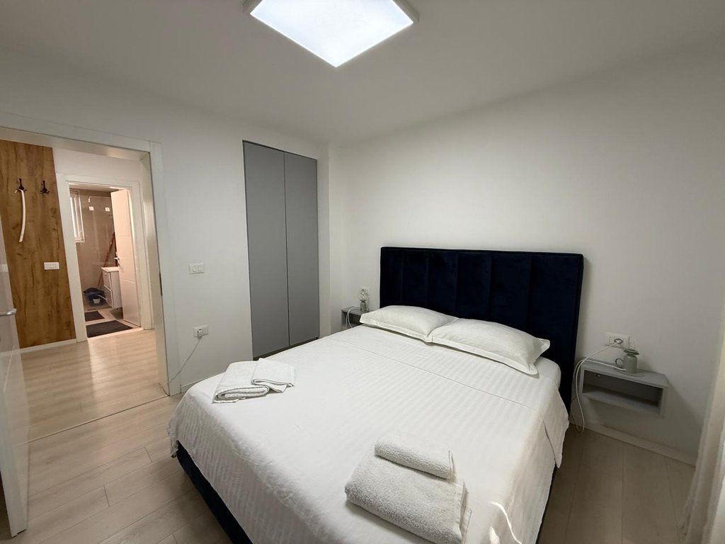 For sale, Apartment 3+1, Mine Peza Street, Tirana