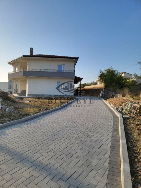 FOR RENT – 2+1 APARTMENT IN SHKOZET!