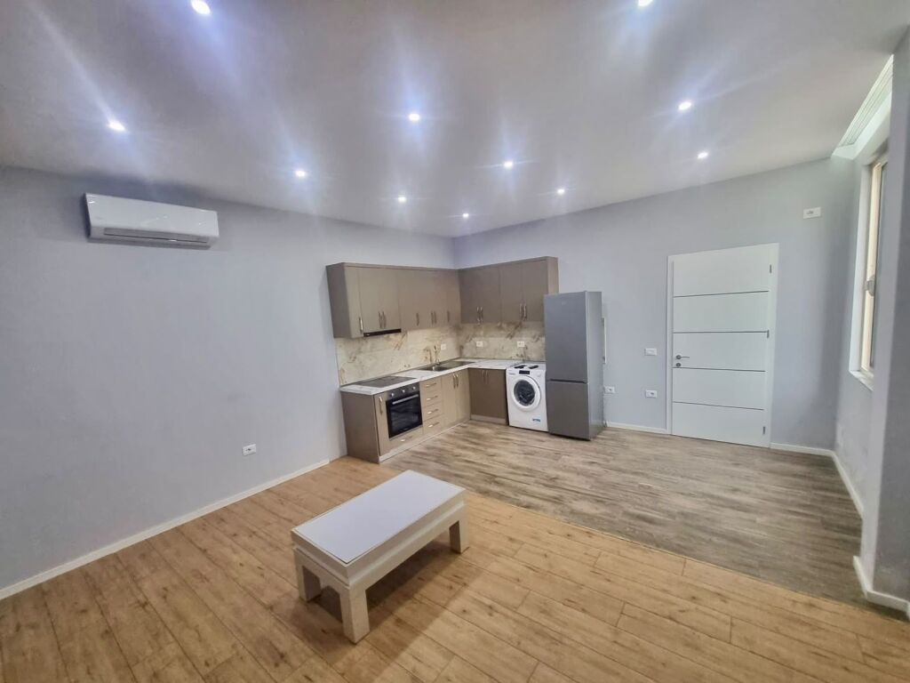 Apartament 1+1 per qera Bulevardi i ri !