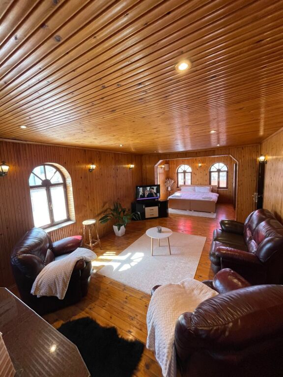 APARTMENT 2+1.  35000 LEKE.AFTER THE MEDICAL UNIVERSITY.