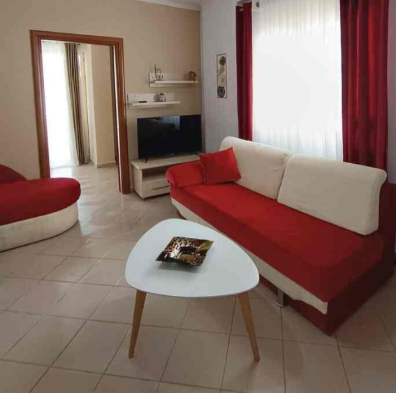 Appartamento 1+1 in affitto disponibile in Via Bogdaneve, Via Kavajes, Via Durresit.