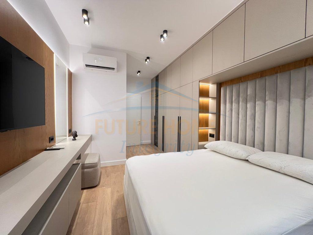 Affitto, Appartamento 2+1+Posto auto, Erli Residence, Tirana.