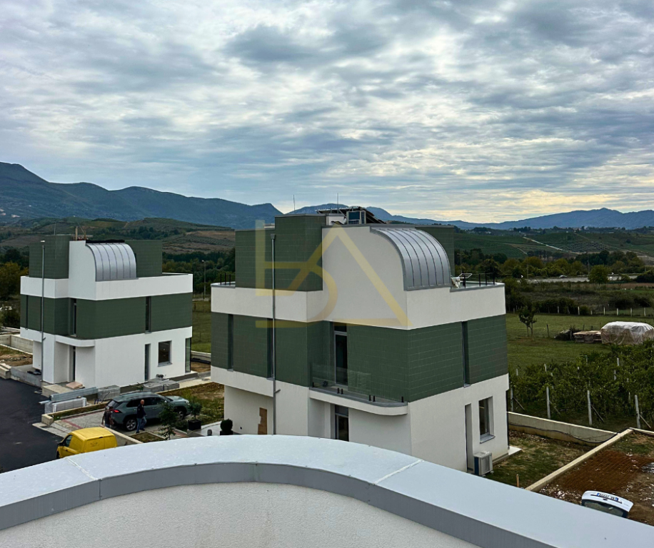 Shiten Vila Luksoze – Cuci 2 Residence, Farkë, Tiranë
