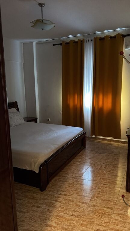 APARTAMENT 1+1 ME QERA NE DON BOSKO, PRANE SHKOLLES “QAZIM TURDIU”  ID 5440