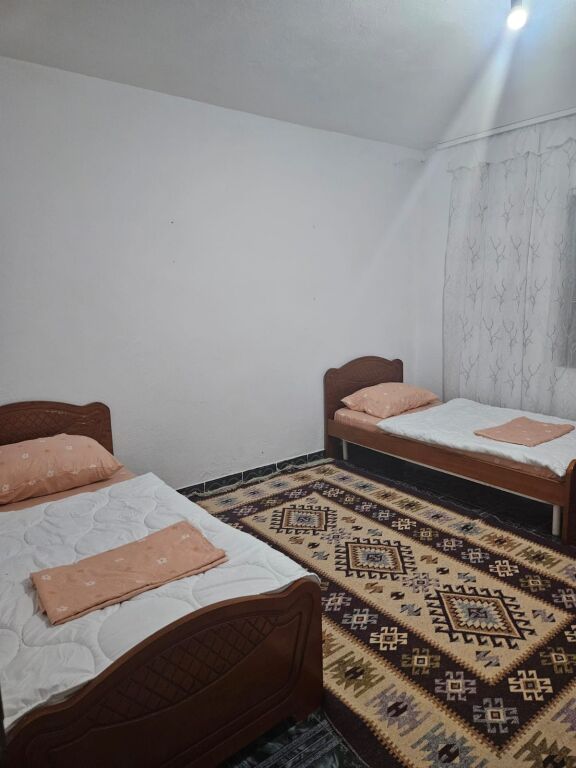 Jepet me qera kati i dyte i nje shtepie private